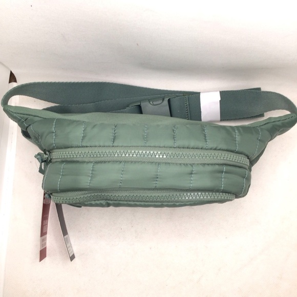 Reebok Womens Xenon Quilted Fannypack Waist Belt Bag- Trek Green - Picture 3 of 11